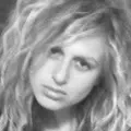 Эвелина из Няндомы, мне 24, познакомлюсь для виртуального секса