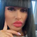 Элона из Симферополя, ищу на сайте постоянные отношения