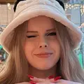 Я Kira, 23, из Казани, ищу знакомство для вирт