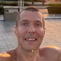 Я Виктор, 42, из Тюмени, ищу знакомство для приятного времяпровождения