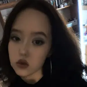 Я Аоина, 18, из Новосибирска, ищу знакомство для общения