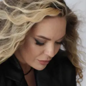 Liza из Тольятти, мне 28, познакомлюсь для дружбы