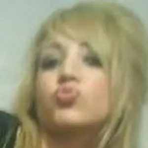 Карина из Каменногорска, мне 22, познакомлюсь для вирта