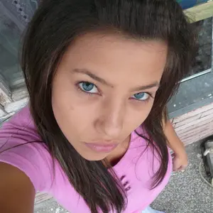 Диана из Красноуральска, мне 21, познакомлюсь для общения