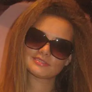 Елена из Фурманова, мне 23, познакомлюсь для общения