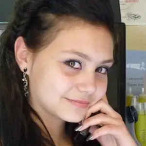 Злата из Курганова, мне 19, познакомлюсь для общения