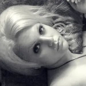 Я Лилия, 20, из Потока, ищу знакомство для дружбы