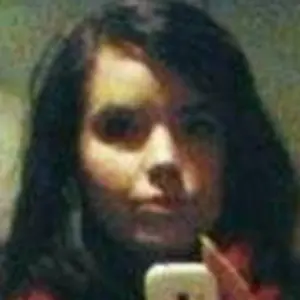 Милана из Зугрэса, мне 21, познакомлюсь для общения