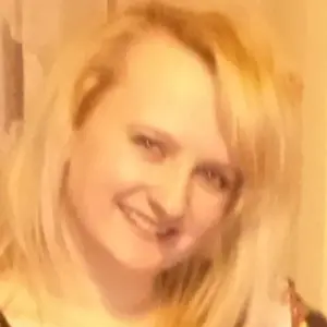 Я Милана, 23, знакомлюсь без обязательств в Каменске-Уральском