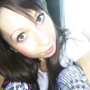 Я Александра, 24, знакомлюсь для общения в Нягани