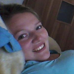 Я Эльвира, 26, из Гатчины, ищу знакомство для постоянных отношений