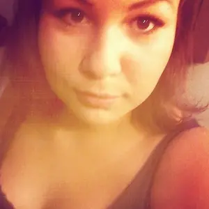 Елизавета из Кеми, ищу на сайте постоянные отношения