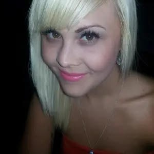 Я Снежана, 23, из Белогорска, ищу знакомство для постоянных отношений