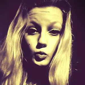 Ксения из Пролетарска, ищу на сайте знакомства на одну ночь