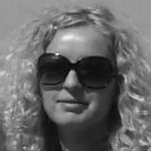 Я Валентина, 25, знакомлюсь на одну ночь в Малаховке