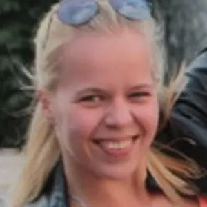 Инга из Кизилюрта, мне 23, познакомлюсь для вирта