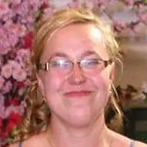 Лариса из Коломны, ищу на сайте вирта