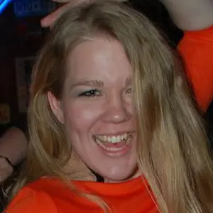 Авелина из Сертолова, мне 25, познакомлюсь без обязательств