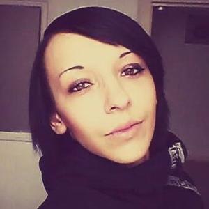 Карина из Магаса, мне 25, познакомлюсь для дружбы