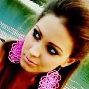 Я Елена, 29, знакомлюсь для вирта в Красноуральске