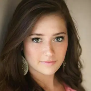 Я Татьяна, 29, знакомлюсь для постоянных отношений в Зиме