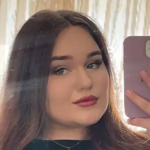 София из Барнаула, мне 24, познакомлюсь для общения