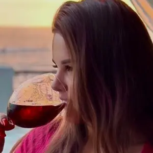 Я Олеся, 25, знакомлюсь для совместных путешествий в Москве