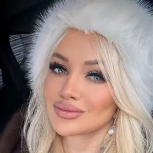 Я Yiyi, 34, знакомлюсь для постоянных отношений в Москве