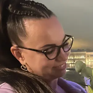 Я Екатерина, 41, знакомлюсь для приятного времяпровождения в Санкт-Петербурге