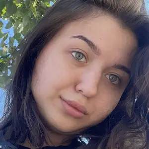 Я Дарья, 20, из Москвы, ищу знакомства без обязательств