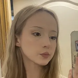 Алина из Ульяновска, мне 18, познакомлюсь на одну ночь