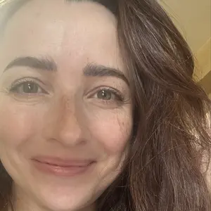 Я Nadin, 42, знакомлюсь для открытые отношения в Миассе