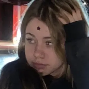 Я , 25, из Санкт-Петербурга, ищу знакомство