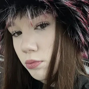 Карина из Челябинска, ищу на сайте вирта