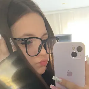 Я Алина, 25, из Санкт-Петербурга, ищу знакомство для общения