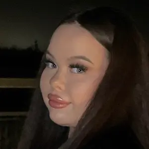 Настя из Рыбинска, мне 19, познакомлюсь на одну ночь