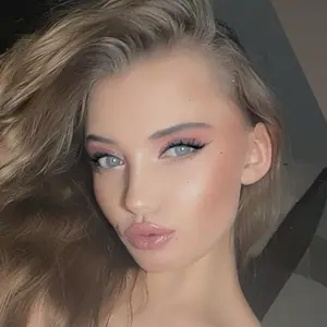 Лиана из Барнаула, ищу на сайте дружбу