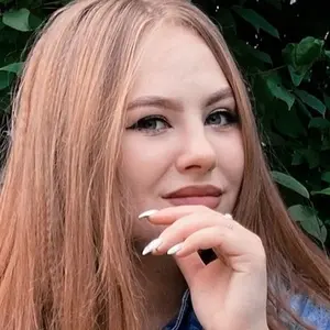 Я Полина, 22, из Москвы, ищу знакомство для общения