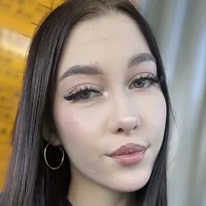 Кристина из Владивостока, мне 19, познакомлюсь без обязательств