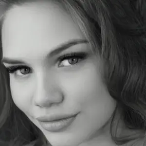 Я Полина, 22, из Новотроицка, ищу знакомства на одну ночь