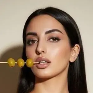 Я Арина, 33, знакомлюсь для постоянных отношений в Краснодаре