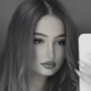 Я Vika, 18, из Кирова, ищу знакомства на одну ночь