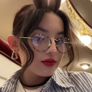 Я Ника, 20, знакомлюсь для открытые отношения в Москве