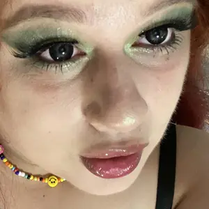 Я Evgenia, 20, знакомлюсь для открытые отношения в Владивостоке