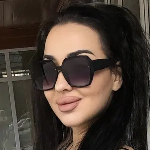 Эля из Волгодонска, мне 26, познакомлюсь без обязательств