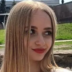 Я Кристина, 21, из Калининграда, ищу знакомства без обязательств