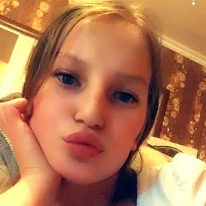 Я Амина, 23, знакомлюсь для виртуального секса в Каспийске