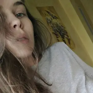 Я Викуся, 24, знакомлюсь без обязательств в Саратове