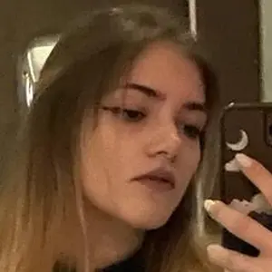 Алиса из Кургана, мне 22, познакомлюсь для приятного времяпровождения