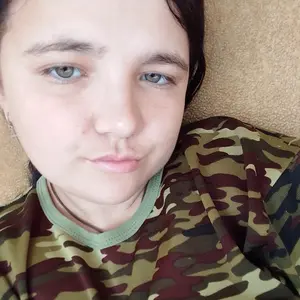 Я Кристина, 23, знакомлюсь на одну ночь в Уссурийске